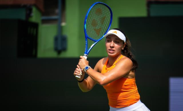 佩古拉首胜本西奇，时隔五年重返印第安维尔斯八强